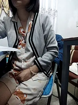 Haralushiaaa online show from 11/18/25, 08:41