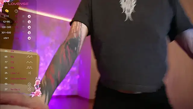 Snapshot of milky__way__ chatting on 02/11/25, 02:24 milky way online show from 02/11/25, 02:24