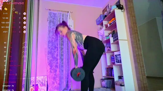 Snapshot of milky__way__ chatting on 03/08/25, 01:36 milky way online show from 03/08/25, 01:36