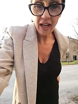 JasmineNoir2 online show from 01/01/25, 02:42