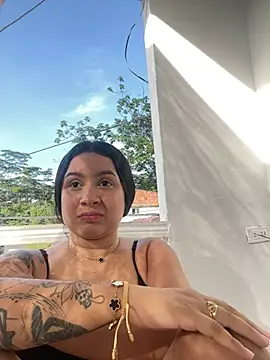 Pretty Isadora online show from 01/04/25, 08:48