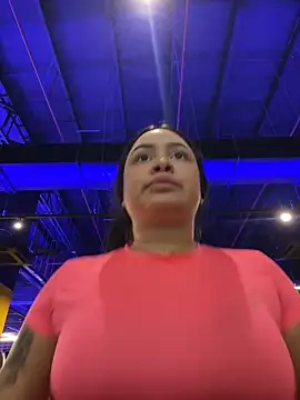 Pretty Isadora online show from 01/28/25, 01:50