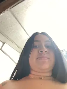 Pretty Isadora online show from 01/29/25, 11:25