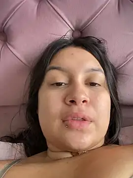 Pretty Isadora online show from 01/30/25, 03:40