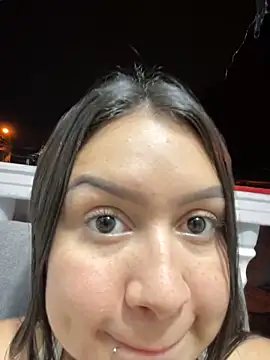 Pretty Isadora online show from 02/12/25, 11:41