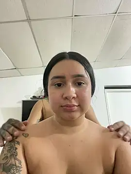 Pretty Isadora online show from 02/17/25, 07:21