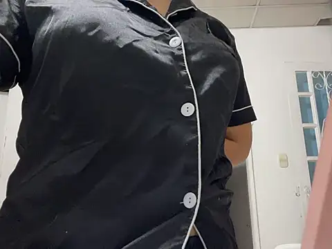 Pretty Isadora online show from 02/20/25, 04:07