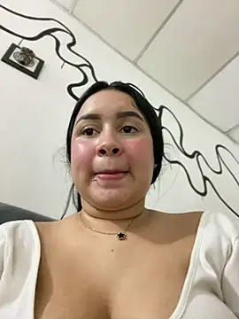 Pretty Isadora online show from 03/15/25, 11:17