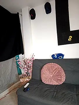 on tefa online show from 09/21/25, 09:05