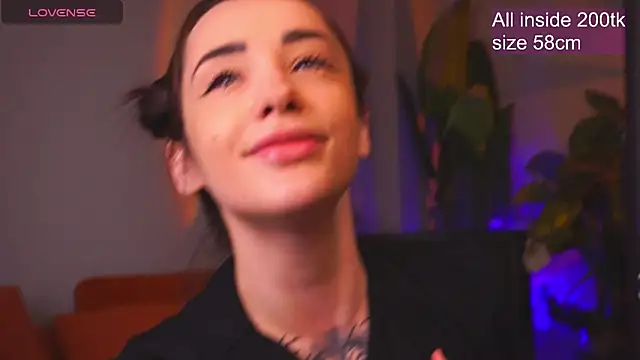 EvaCanton online show from 04/19/26, 02:00