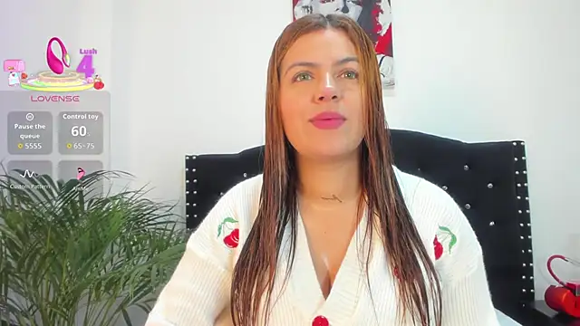 Alexandra Torress online show from 06/30/26, 12:28