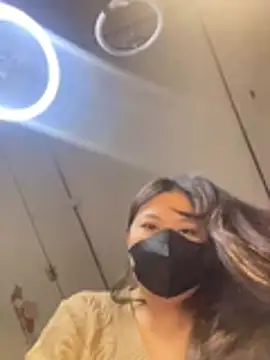 --Lyly-- online show from 01/18/26, 04:16