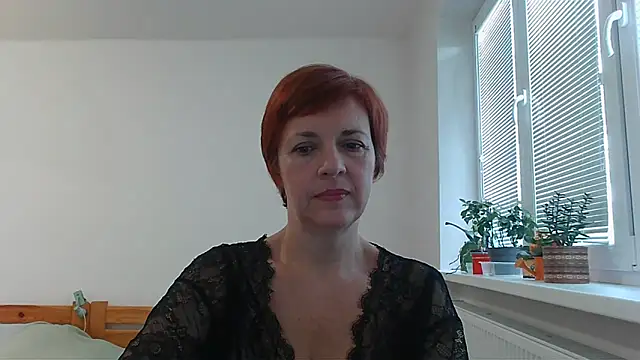 Snapshot of LoraLoraMay chatting on 09/16/25, 12:50 LoraLoraMay online show from 09/16/25, 12:50