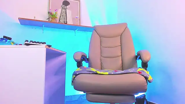 Snapshot of Chanelll_Taylorr_ chatting on 01/11/26, 12:43 Chanelll Taylorr online show from 01/11/26, 12:43