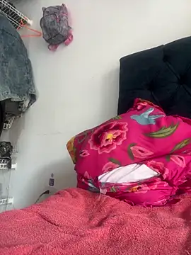 ZTahya online show from 11/14/25, 08:18