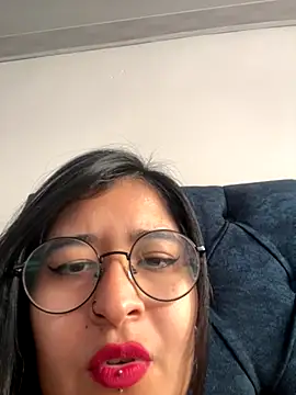 ZTahya online show from 11/19/25, 09:04