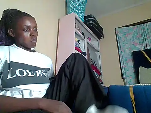 awino001 online show from 04/05/26, 10:18