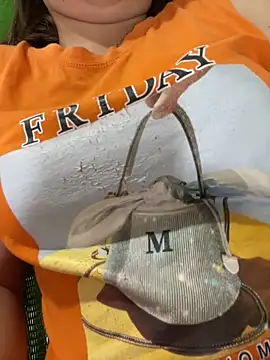 Milk Mom99 online show from 10/12/25, 07:18