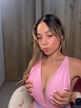 nakary00 online show from 10/03/25, 11:35