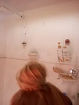 Snapshot of natally_ross21 chatting on 11/28/25, 11:46 natally ross21 online show from 11/28/25, 11:46