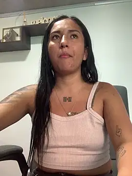 luna asss online show from 02/06/25, 03:20