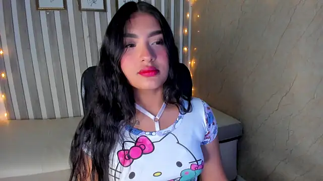 Snapshot of sabrinahimss chatting on 02/09/25, 02:18 sabrinahimss online show from 02/09/25, 02:18