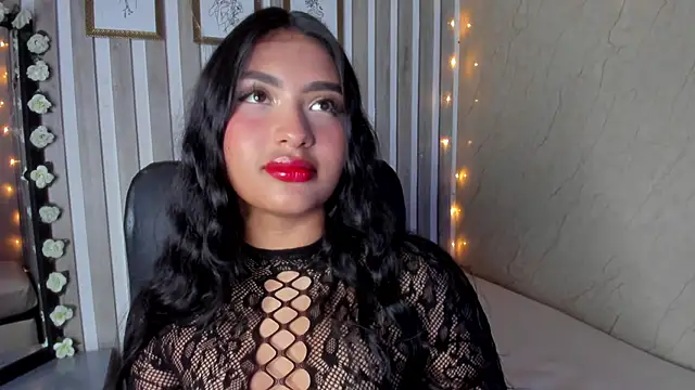 Snapshot of sabrinahimss chatting on 02/25/25, 09:02 sabrinahimss online show from 02/25/25, 09:02