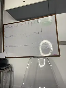 Snapshot of sabrinahimss chatting on 10/06/25, 10:51 sabrinahimss online show from 10/06/25, 10:51