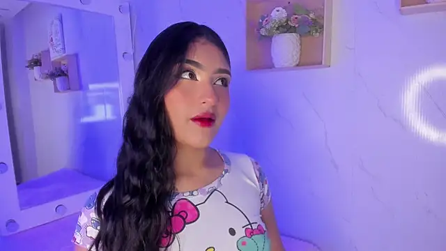 Snapshot of sabrinahimss chatting on 11/12/25, 01:50 sabrinahimss online show from 11/12/25, 01:50