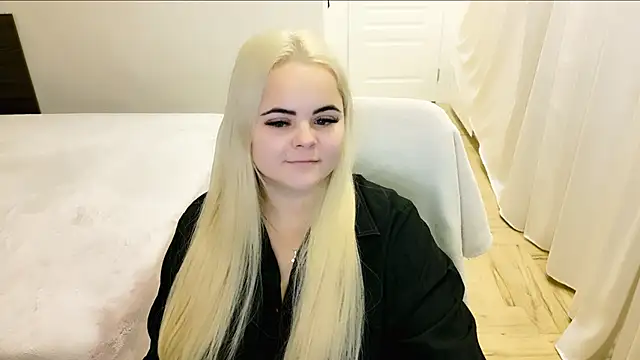 lovely-eyes online show from 12/12/24, 01:32