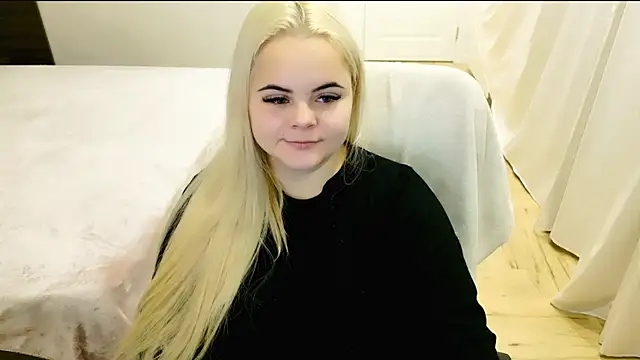 lovely-eyes online show from 12/15/24, 11:31