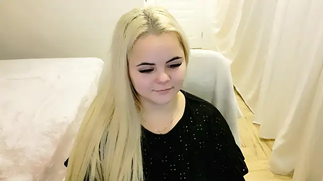 lovely-eyes online show from 12/27/24, 04:15