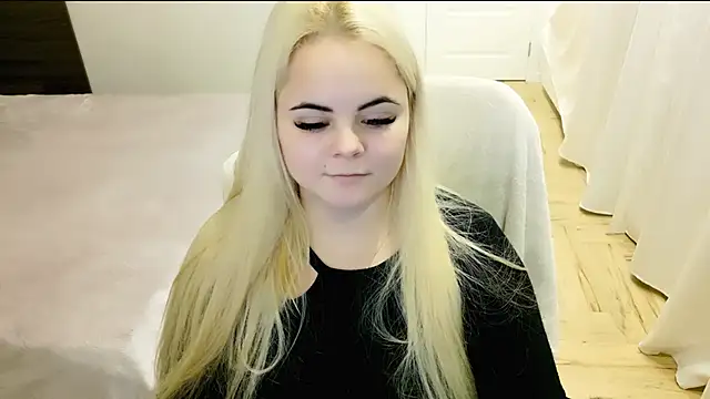 lovely-eyes online show from 01/21/25, 08:43