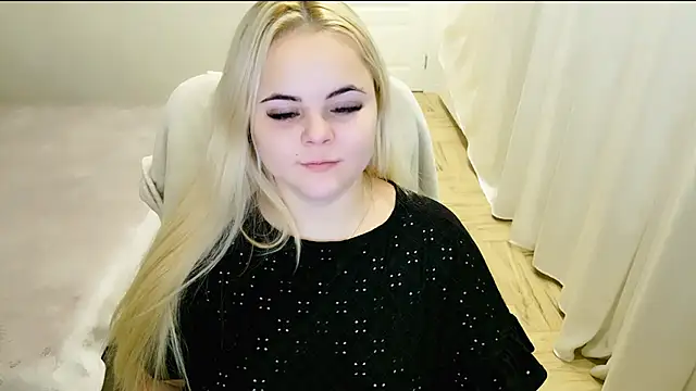 lovely-eyes online show from 01/29/25, 10:22