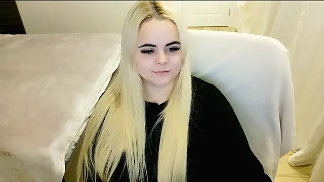 lovely-eyes online show from 02/14/25, 02:07