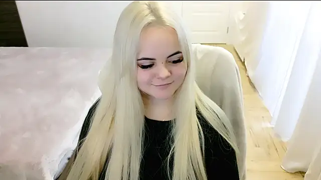 lovely-eyes online show from 02/26/25, 06:26