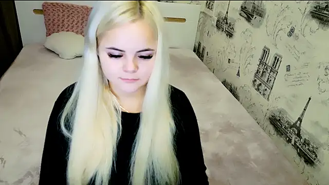 lovely-eyes online show from 11/01/25, 04:20