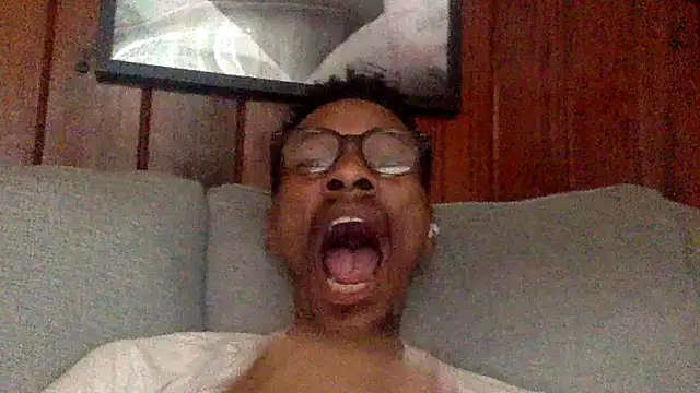 Snapshot of KingDerRico chatting on 09/11/25, 07:58 KingDerRico online show from 09/11/25, 07:58