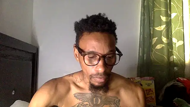 Snapshot of KingDerRico chatting on 09/27/25, 07:19 KingDerRico online show from 09/27/25, 07:19