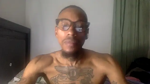 Snapshot of KingDerRico chatting on 10/09/25, 12:30 KingDerRico online show from 10/09/25, 12:30