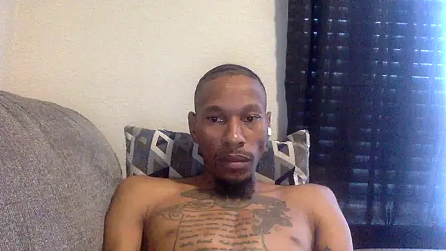 Snapshot of KingDerRico chatting on 10/17/25, 09:50 KingDerRico online show from 10/17/25, 09:50