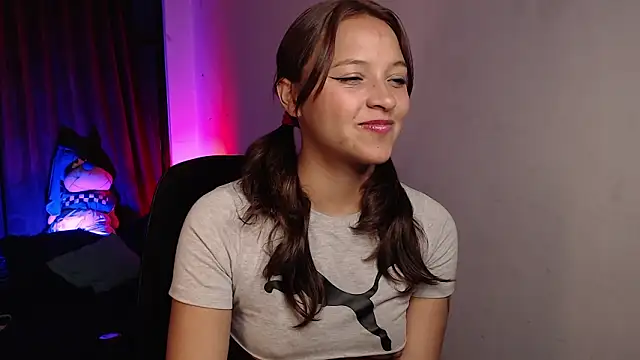 Zoe--khalL online show from 02/11/26, 03:33