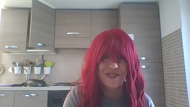 Snapshot of carolyne2023 chatting on 03/07/25, 09:51 carolyne2023 online show from 03/07/25, 09:51