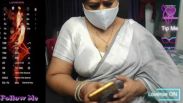 Snapshot of Rani_Darling_99 chatting on 05/31/26, 11:39 Rani Darling 99 online show from 05/31/26, 11:39