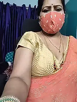 Snapshot of Rani_Darling_99 chatting on 06/03/26, 12:13 Rani Darling 99 online show from 06/03/26, 12:13