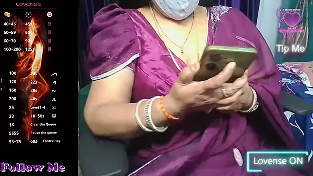 Snapshot of Rani_Darling_99 chatting on 06/06/26, 02:22 Rani Darling 99 online show from 06/06/26, 02:22
