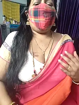 Snapshot of Rani_Darling_99 chatting on 06/09/26, 06:08 Rani Darling 99 online show from 06/09/26, 06:08