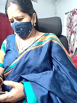 Snapshot of Rani_Darling_99 chatting on 06/11/26, 03:43 Rani Darling 99 online show from 06/11/26, 03:43