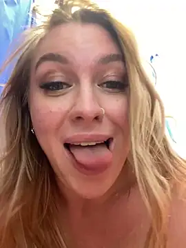 Snapshot of Sweet___Emily chatting on 01/24/25, 05:53 Sweet   Emily online show from 01/24/25, 05:53