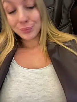 Sweet   Emily online show from 11/28/25, 05:04